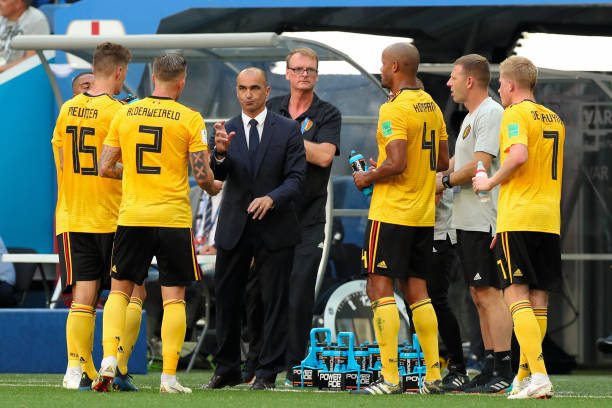 后防基石 后防基石